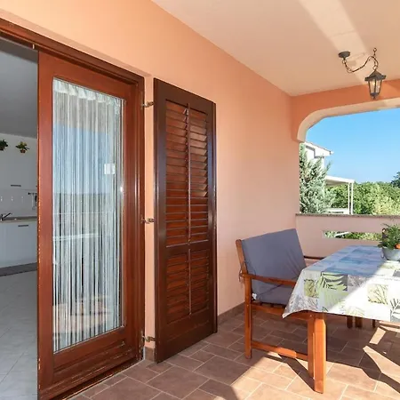 Mara Apartman Njivice